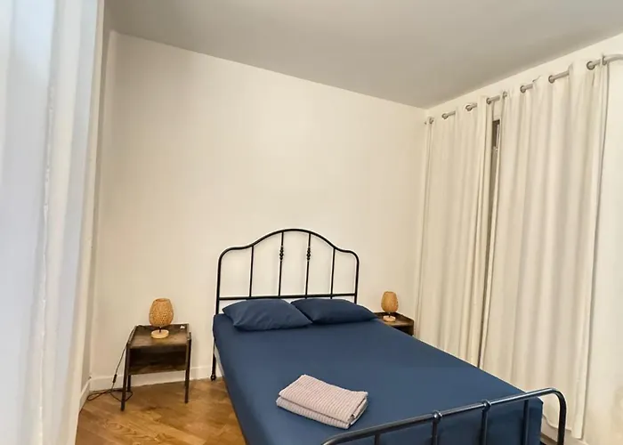 2 Bedroom Apartment-8p-madeleine With Netflix 아파트 *