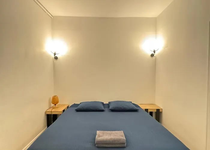 아파트 2 Bedroom Apartment-8p-madeleine With Netflix 파리