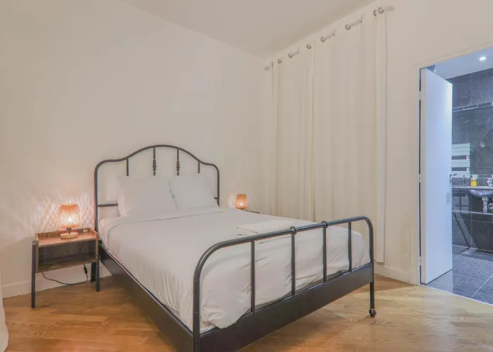 2 Bedroom Apartment-8p-madeleine With Netflix *